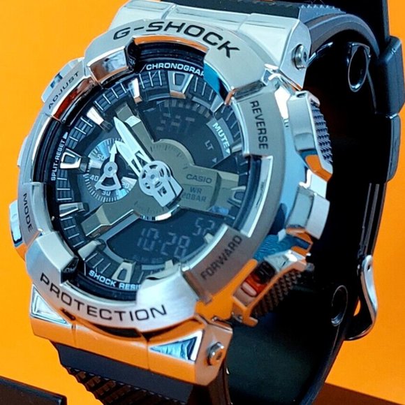 Casio G-SHOCK GM110-1A Stainless Steel Black Rubber Strap. - Picture 2 of 6